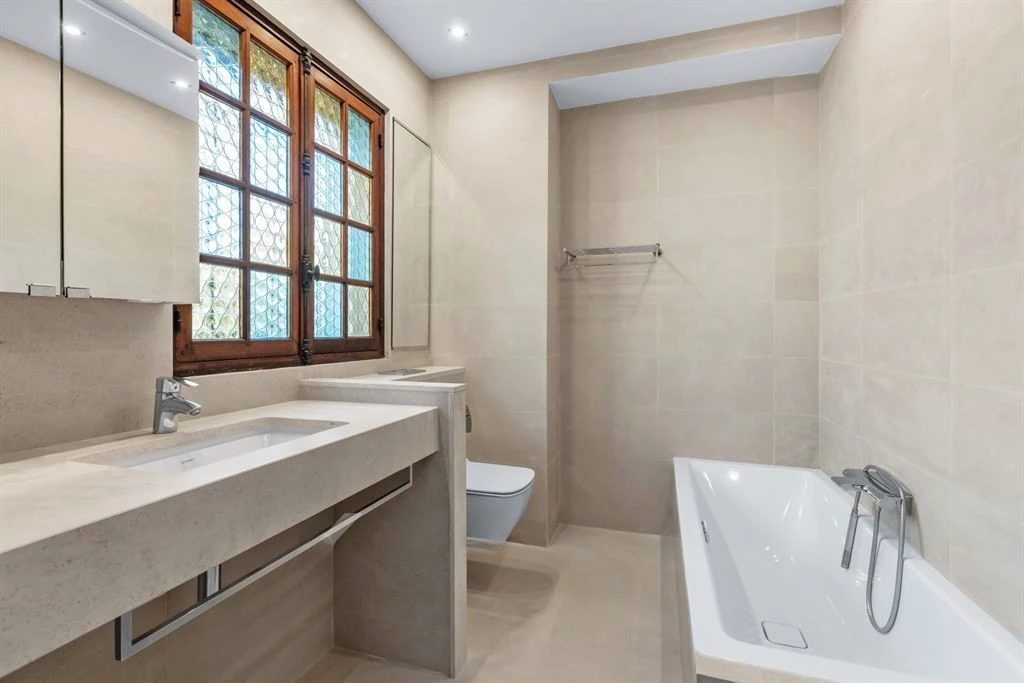 Flat in Cannes, France, 600 m² - picture 19