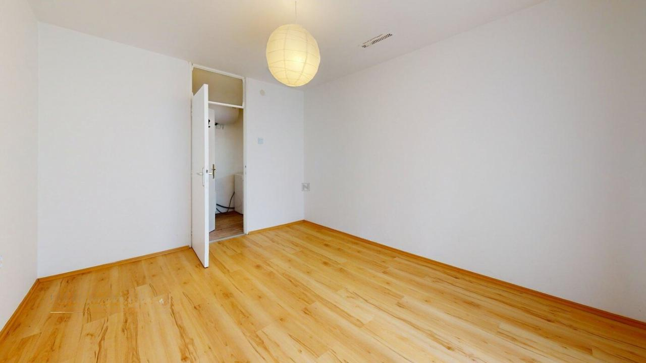 Flat in Ljubljana, Slovenia, 42 m² - picture 1