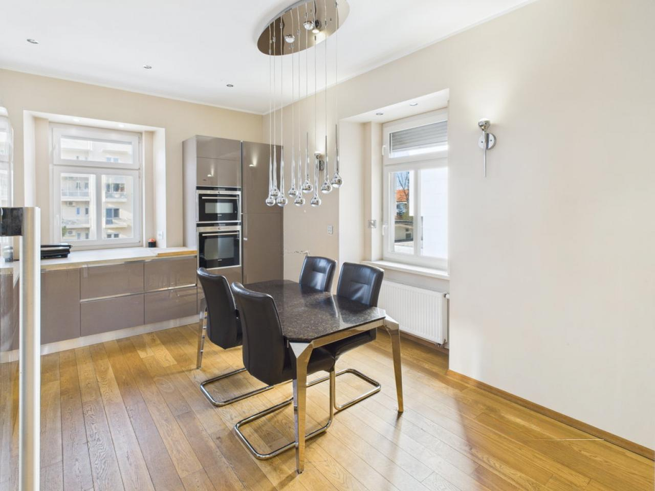 Flat in Ljubljana, Slovenia, 177 m² - picture 16