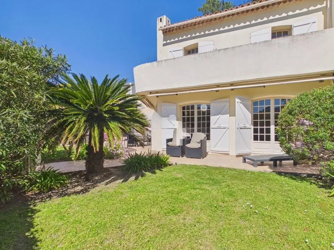 Appartamento a Cannes, Francia, 117 m² - foto 1