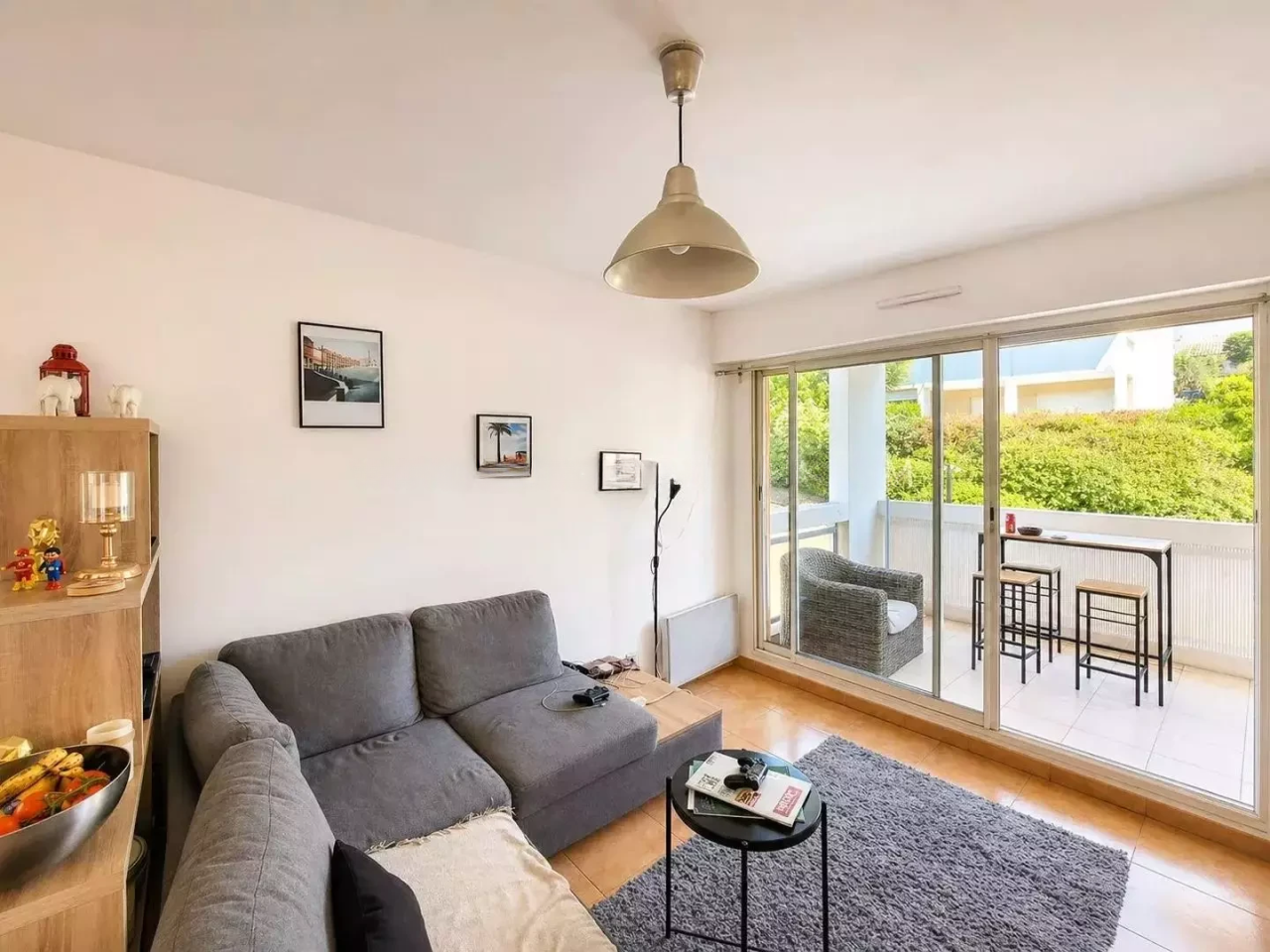 Flat in Cannes, France, 34 m² - picture 1