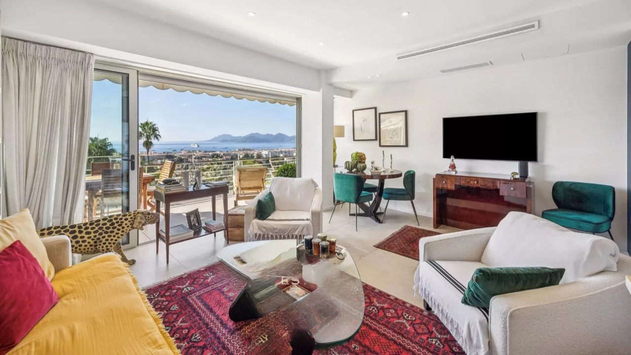 Flat in Cannes, France, 79 m² - picture 3