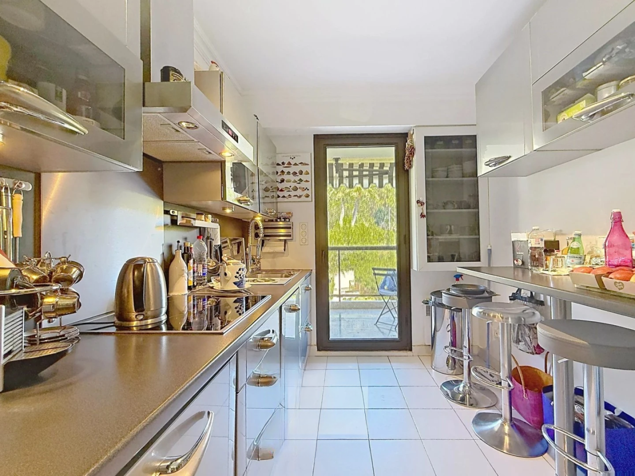 Flat in Cannes, France, 84 m² - picture 5