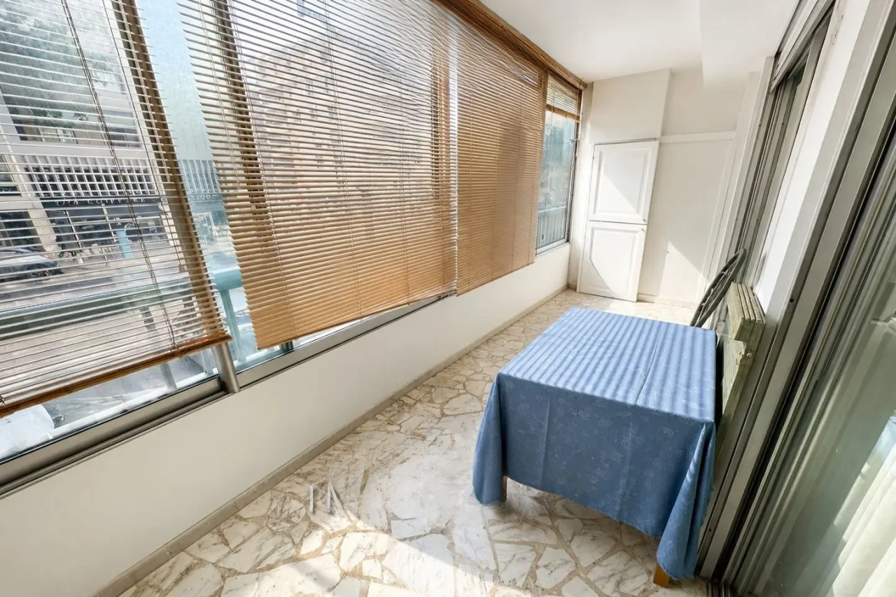 Flat in Cannes, France, 76 m² - picture 5