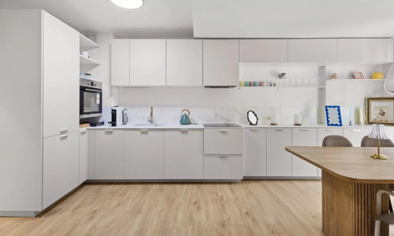 Flat in Cannes, France, 100 m² - picture 6