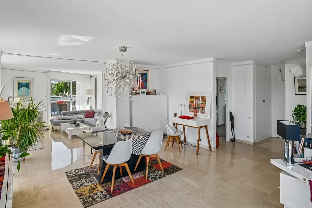 Flat in Cannes, France, 110 m² - picture 6
