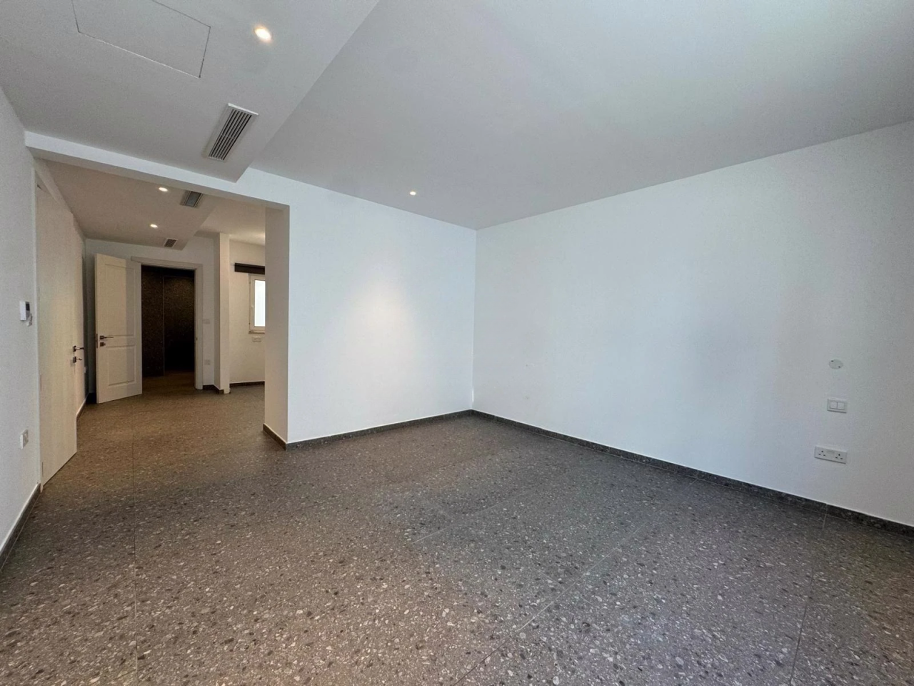 Piso en Ta’ Xbiex, Malta, 181 m² - imagen 6