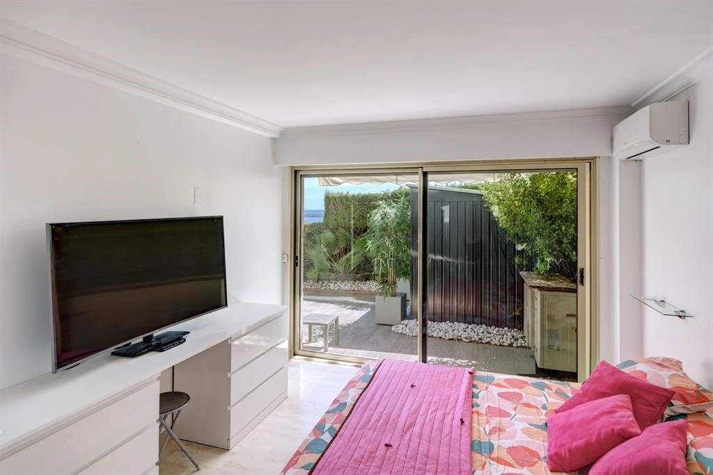 Flat in Cannes, France, 89 m² - picture 6