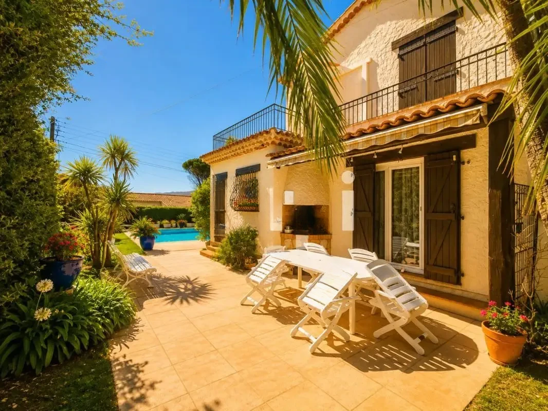 Flat in Cannes, France, 117 m² - picture 7