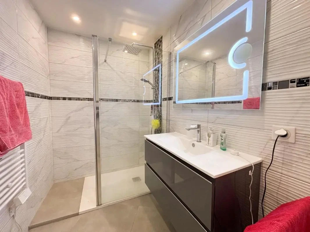 Appartamento a Cannes, Francia, 70 m² - foto 10
