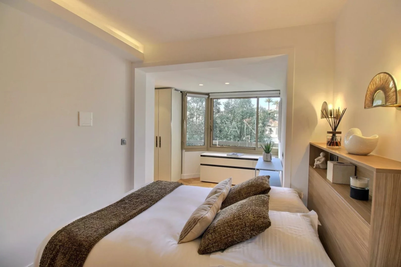 Flat in Cannes, France, 100 m² - picture 10