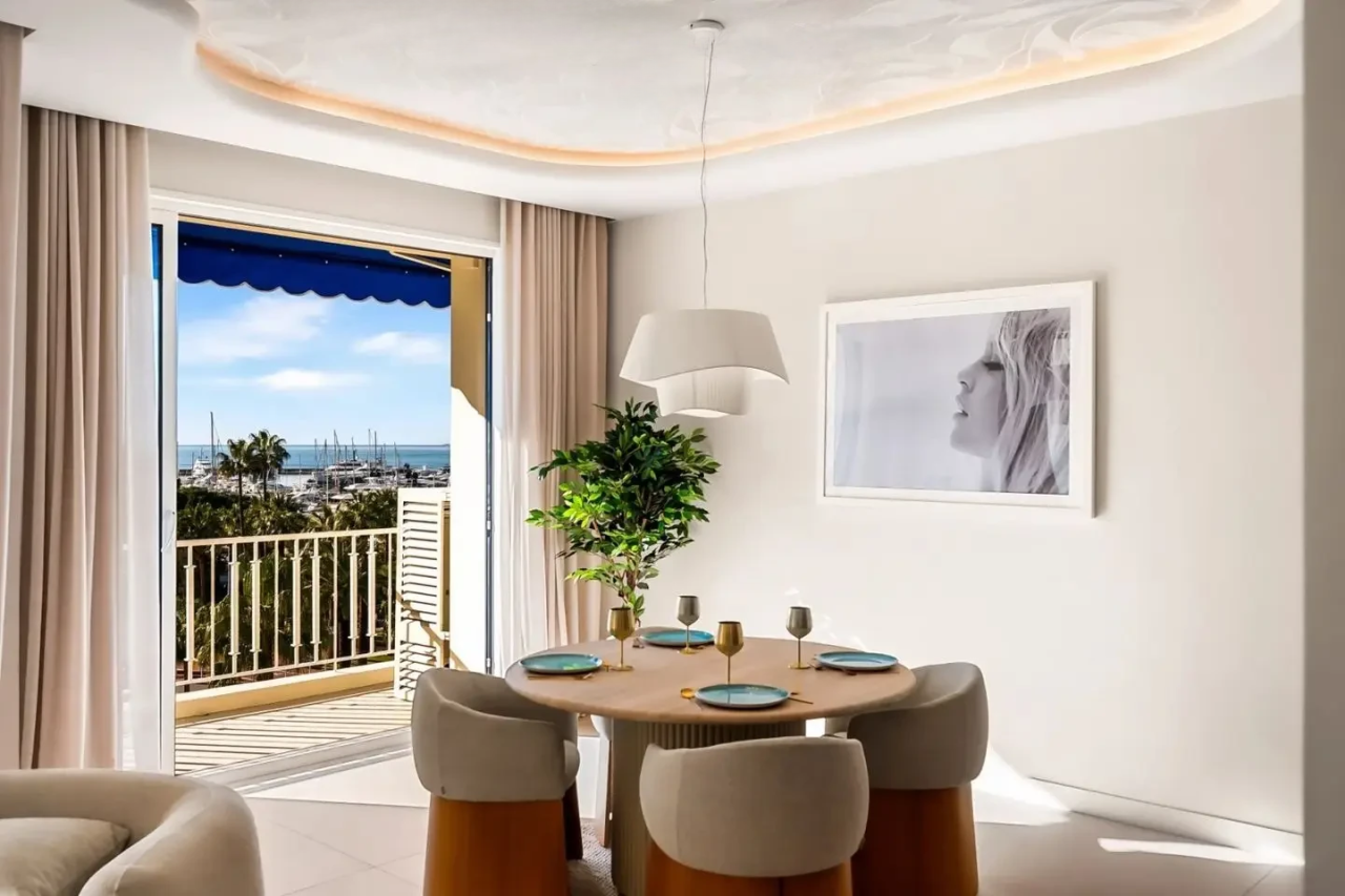 Flat in Cannes, France, 100 m² - picture 10