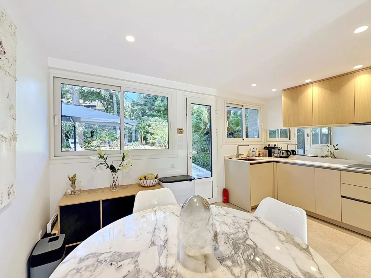 Flat in Cannes, France, 73 m² - picture 10