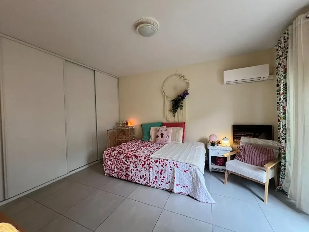 Flat in Cannes, France, 22 m² - picture 13