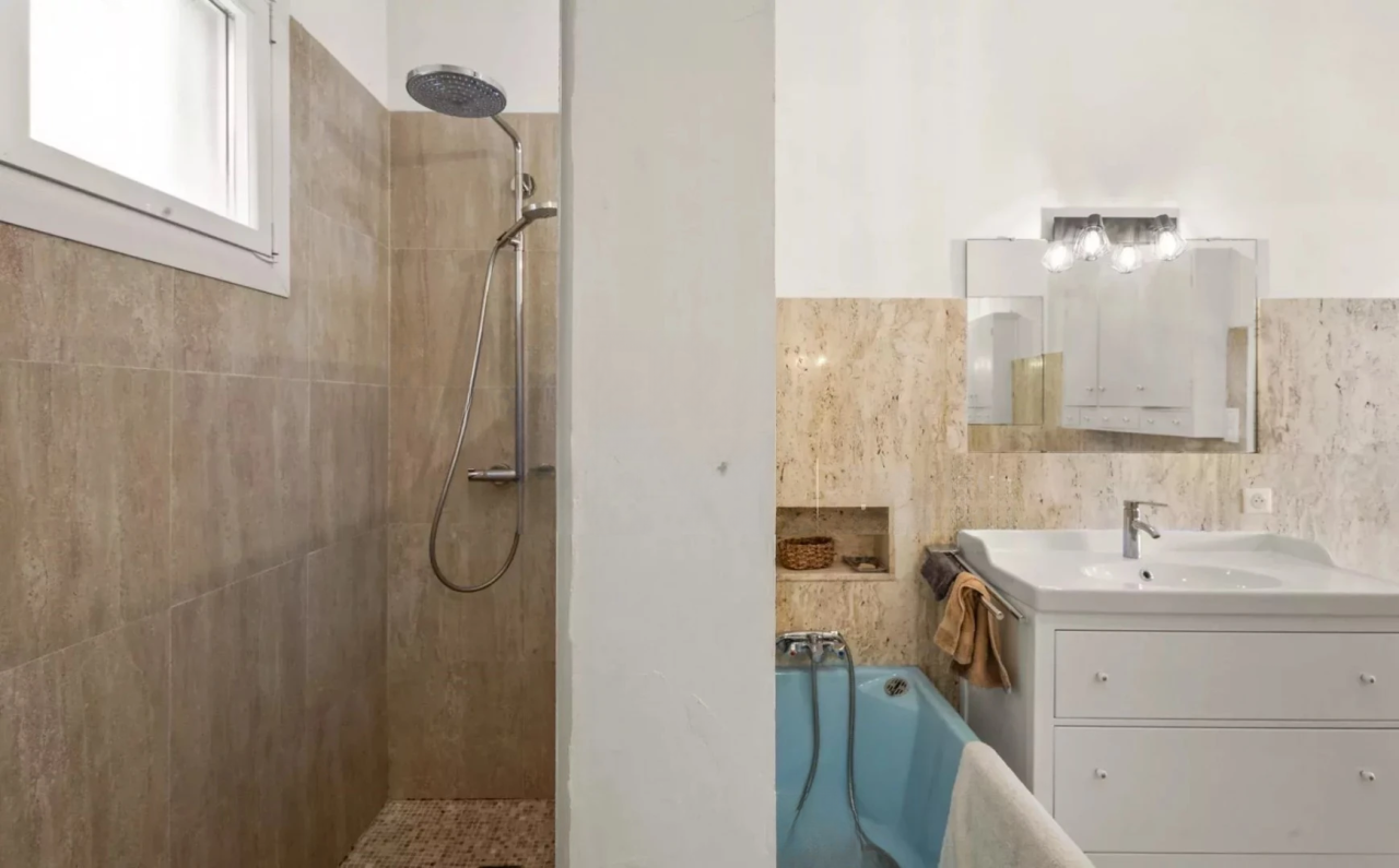 Flat in Cannes, France, 220 m² - picture 14