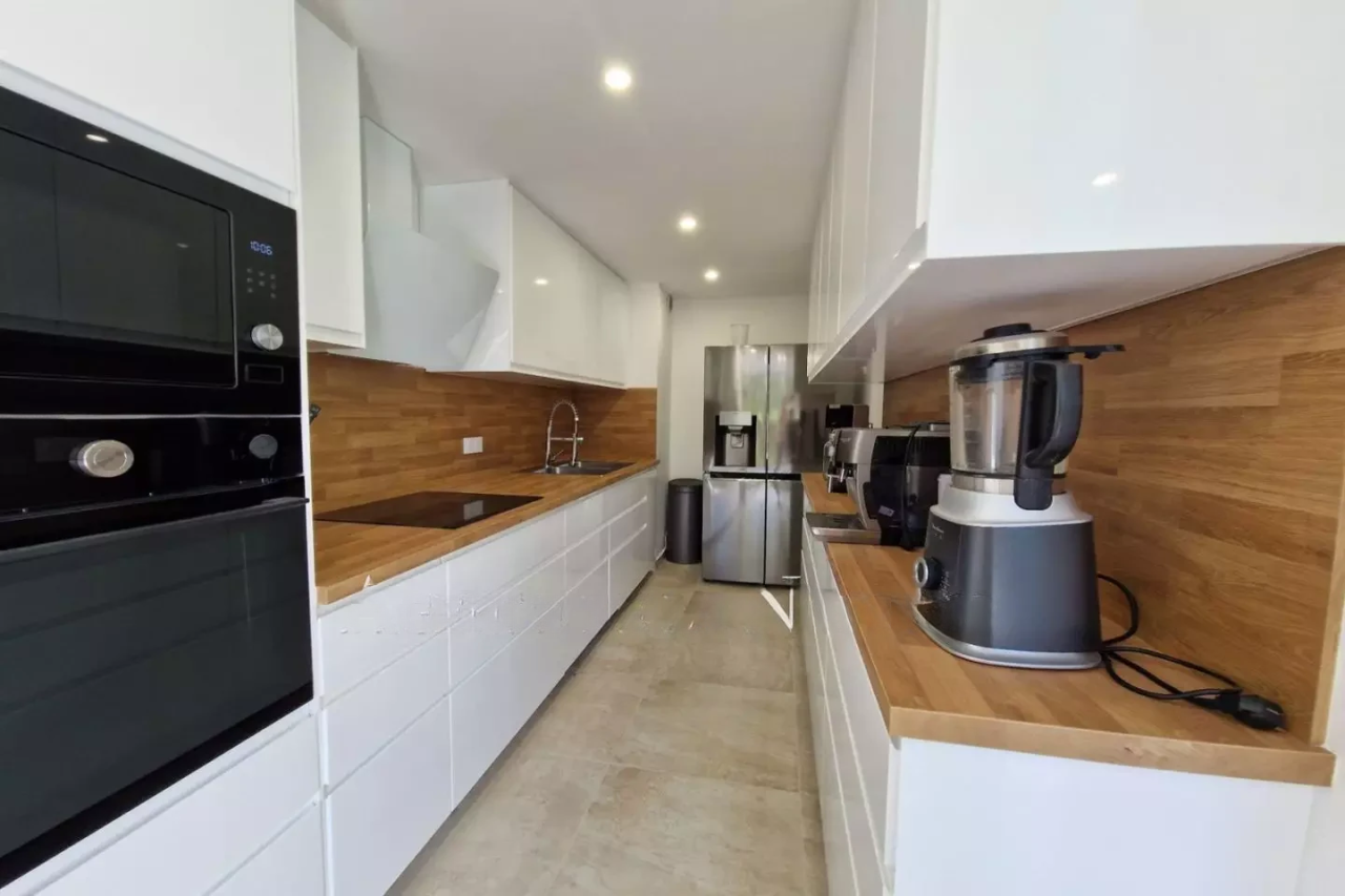 Flat in Cannes, France, 88 m² - picture 15