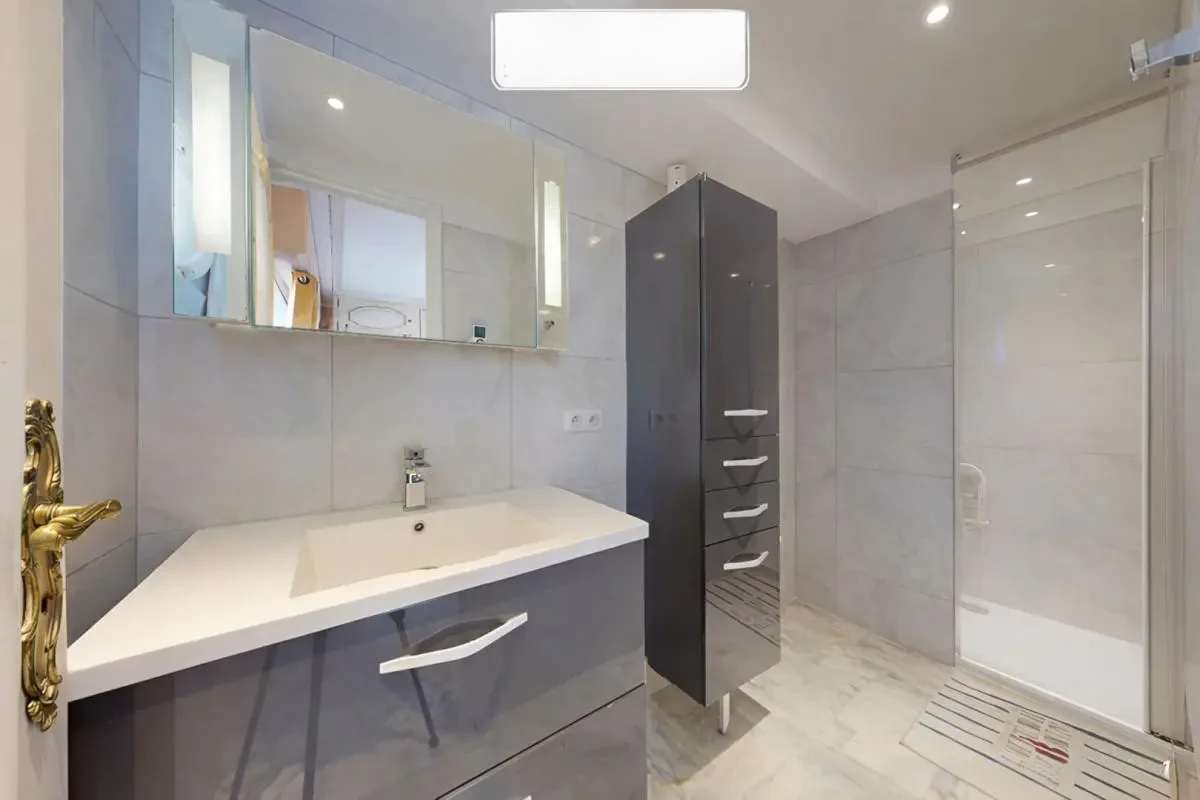 Appartamento a Cannes, Francia, 152 m² - foto 17