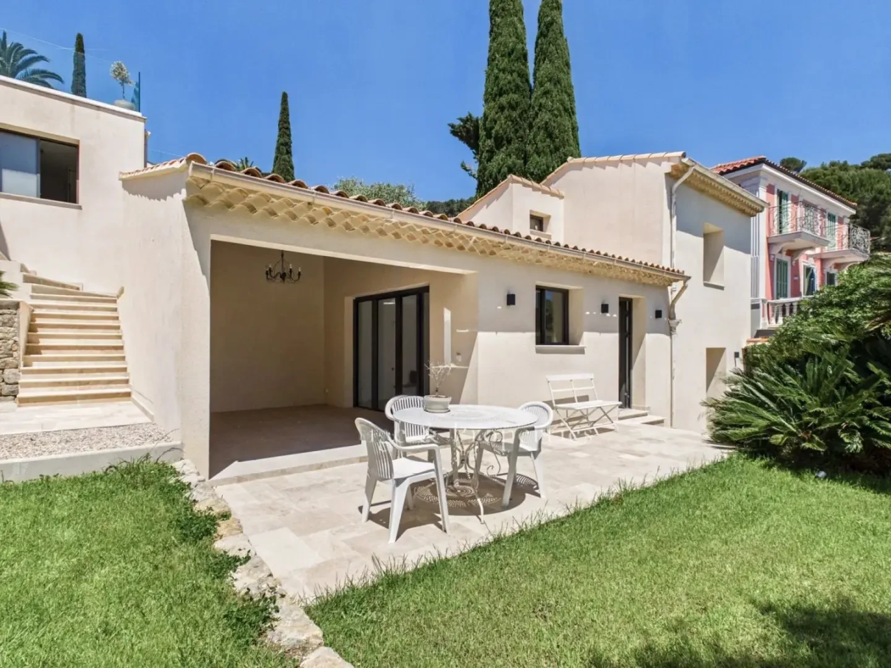 Flat in Cannes, France, 375 m² - picture 18