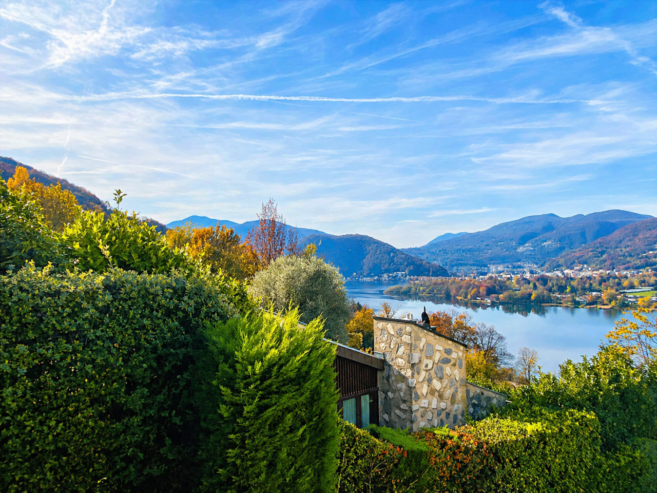 Villa in Lugano, Schweiz, 289 m² - Foto 1