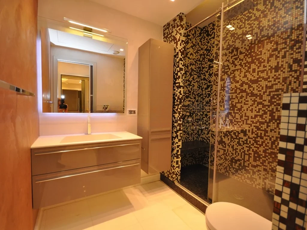 Flat in Saint Roman, Monaco, 83 m² - picture 11