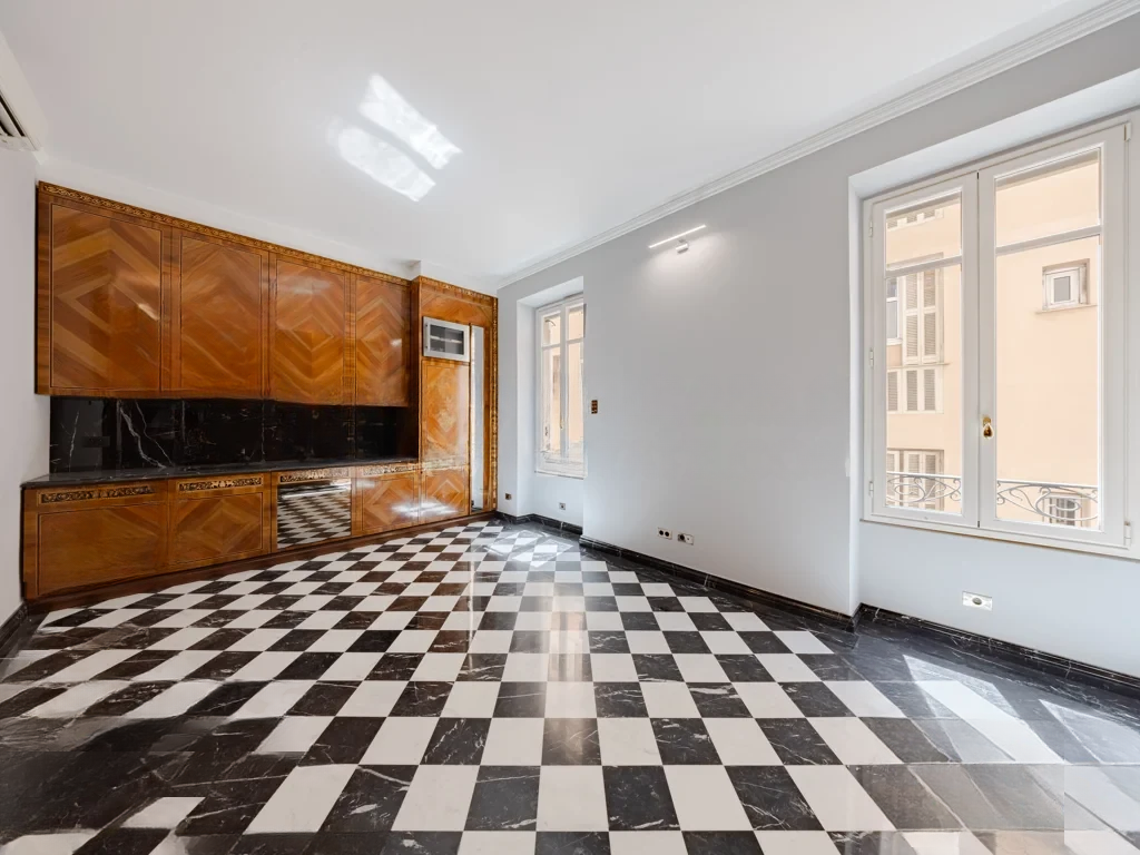Appartement à Saint-Roman, Monaco, 92 m² - image 2