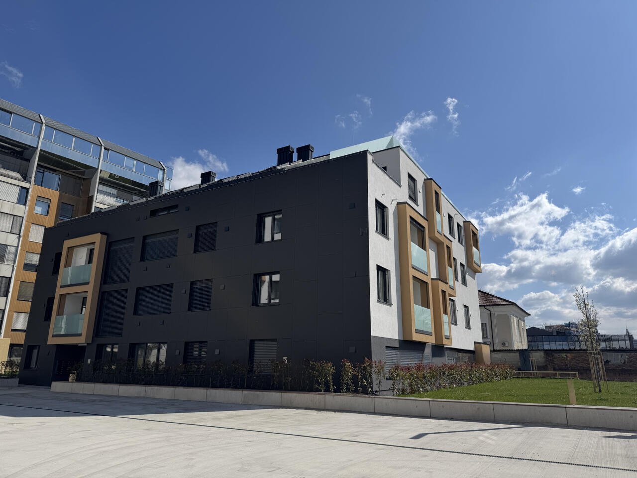 Piso en Liubliana, Eslovenia, 271 m² - imagen 3