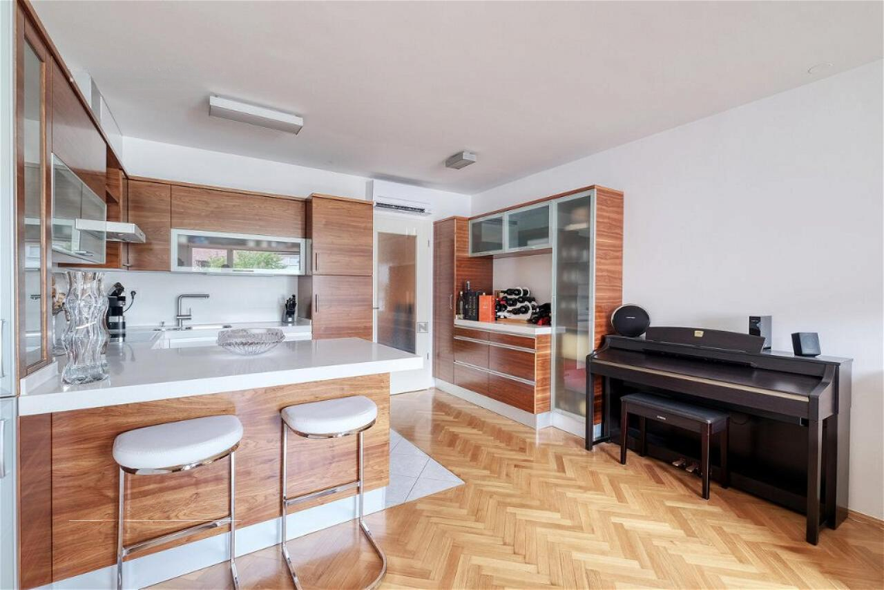 Appartement à Ljubljana, Slovénie, 77 m² - image 2
