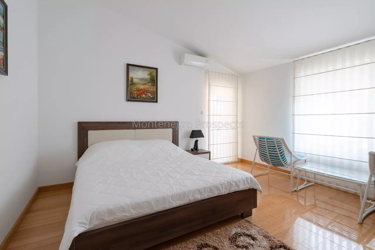 Flat in Budva, Montenegro, 222 m² - picture 14
