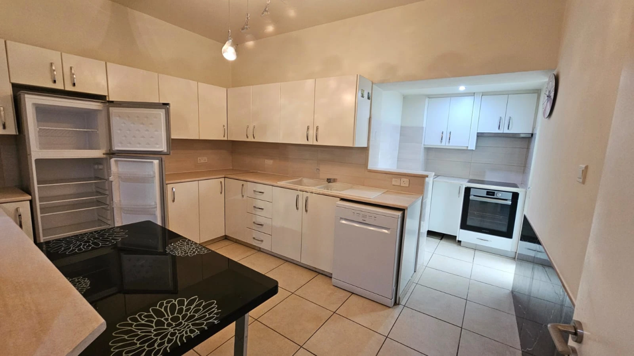 Appartamento a Germasogeia, Cipro, 120 m² - foto 2