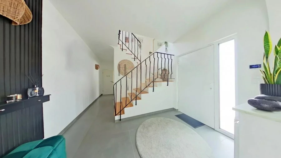 Haus in Luxemburg, Luxemburg, 210 m² - Foto 2
