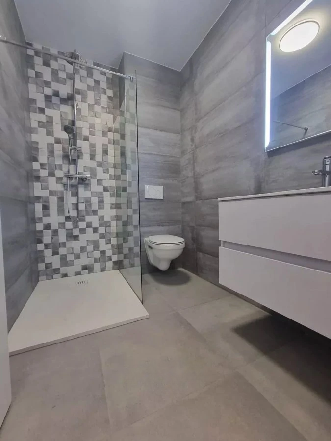 Flat in Luxembourg, Luxembourg, 56 m² - picture 4
