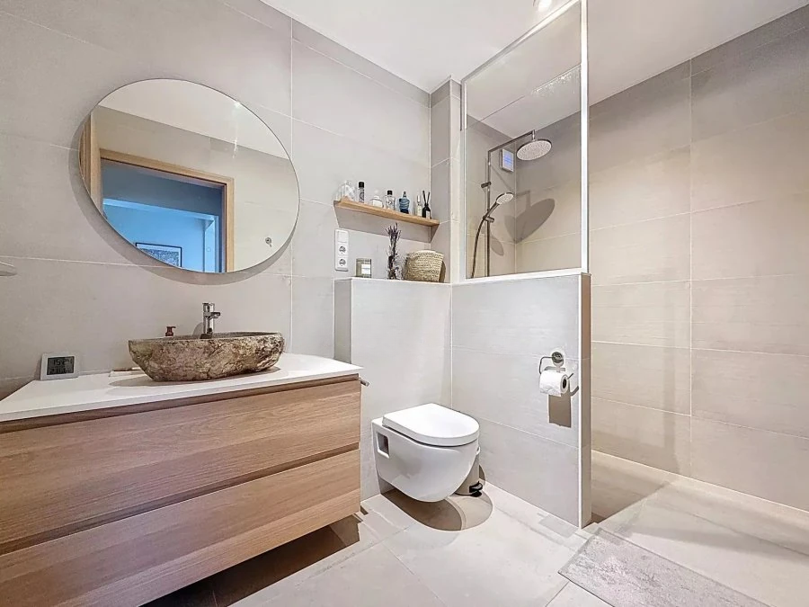 Flat in Luxembourg, Luxembourg, 88 m² - picture 7