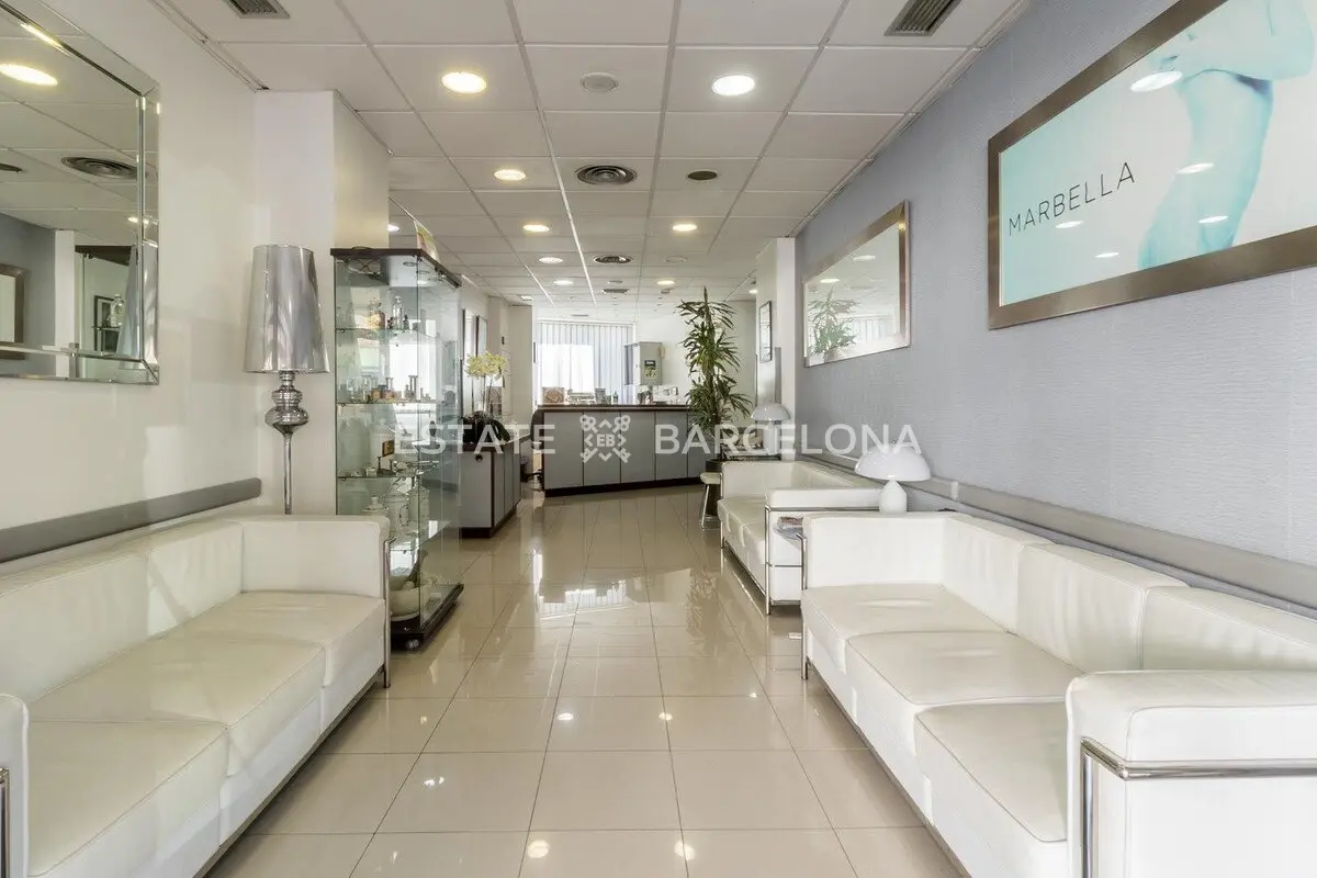 Biens commerciaux à Malaga, Espagne, 273 m² - image 5