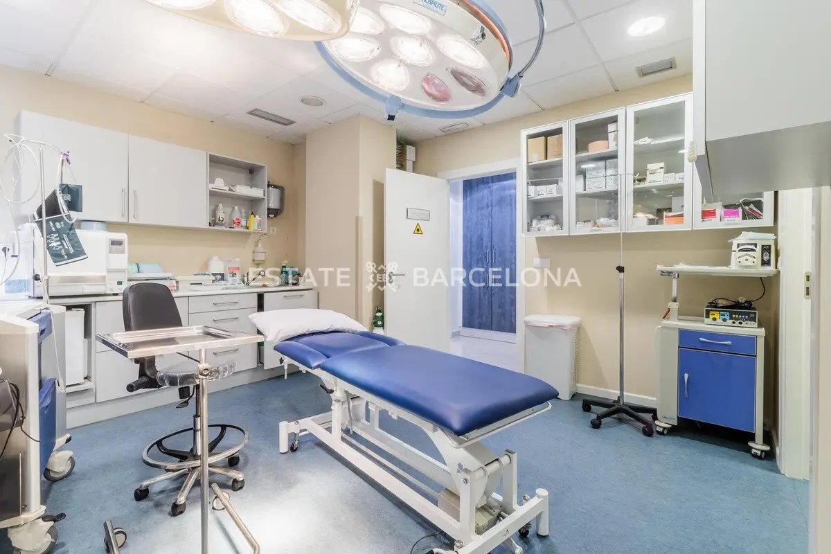 Biens commerciaux à Malaga, Espagne, 273 m² - image 13
