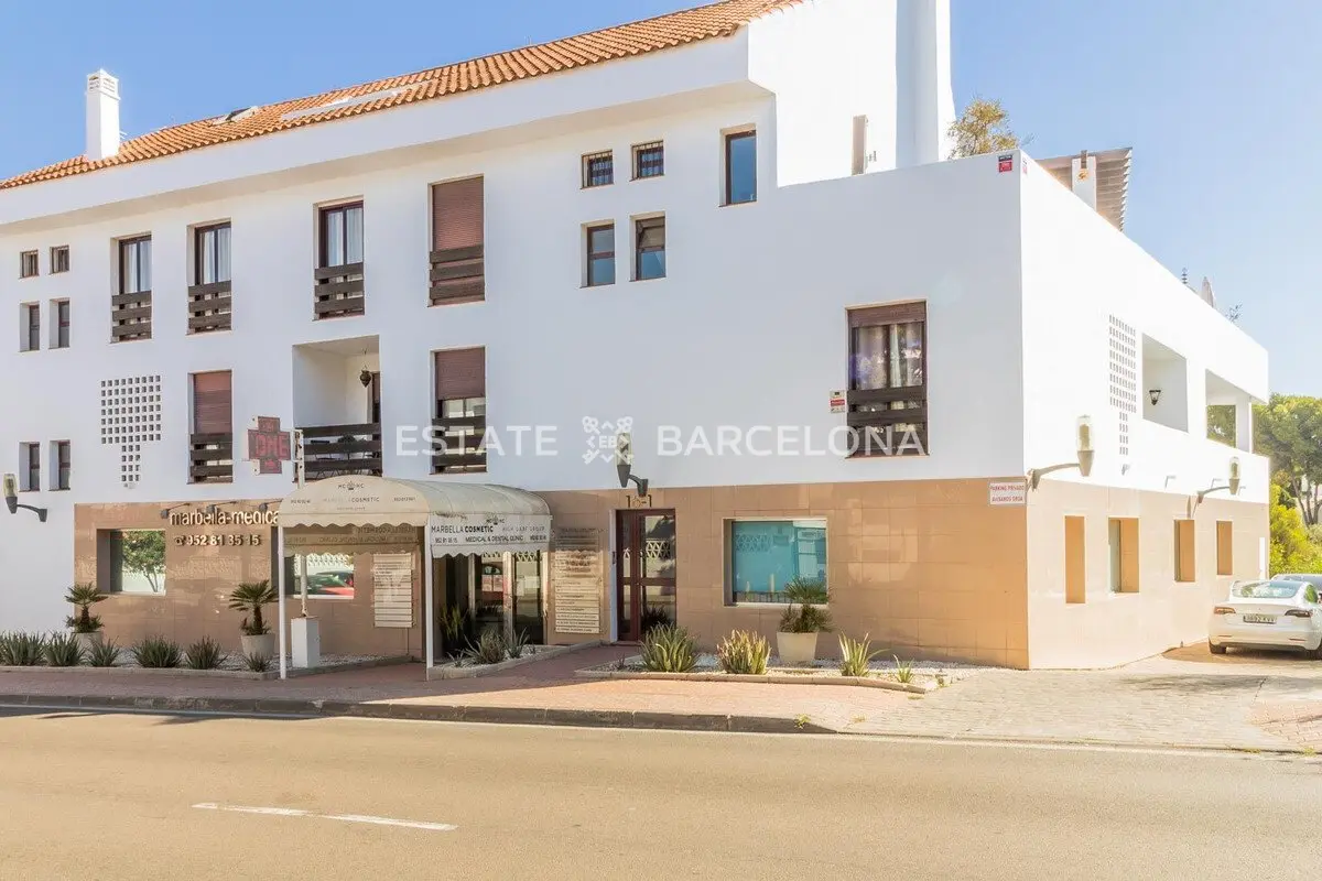 Biens commerciaux à Malaga, Espagne, 273 m² - image 2