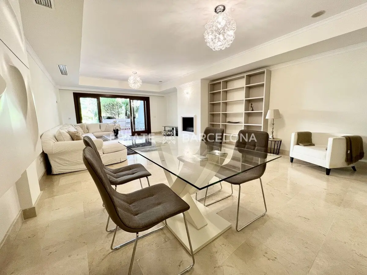 Appartement à Malaga, Espagne, 140 m² - image 8