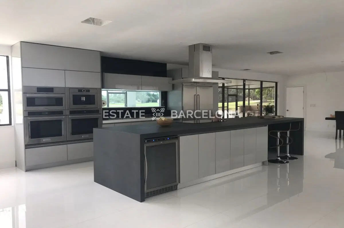 Villa in Malaga, Spanien, 275 m² - Foto 4