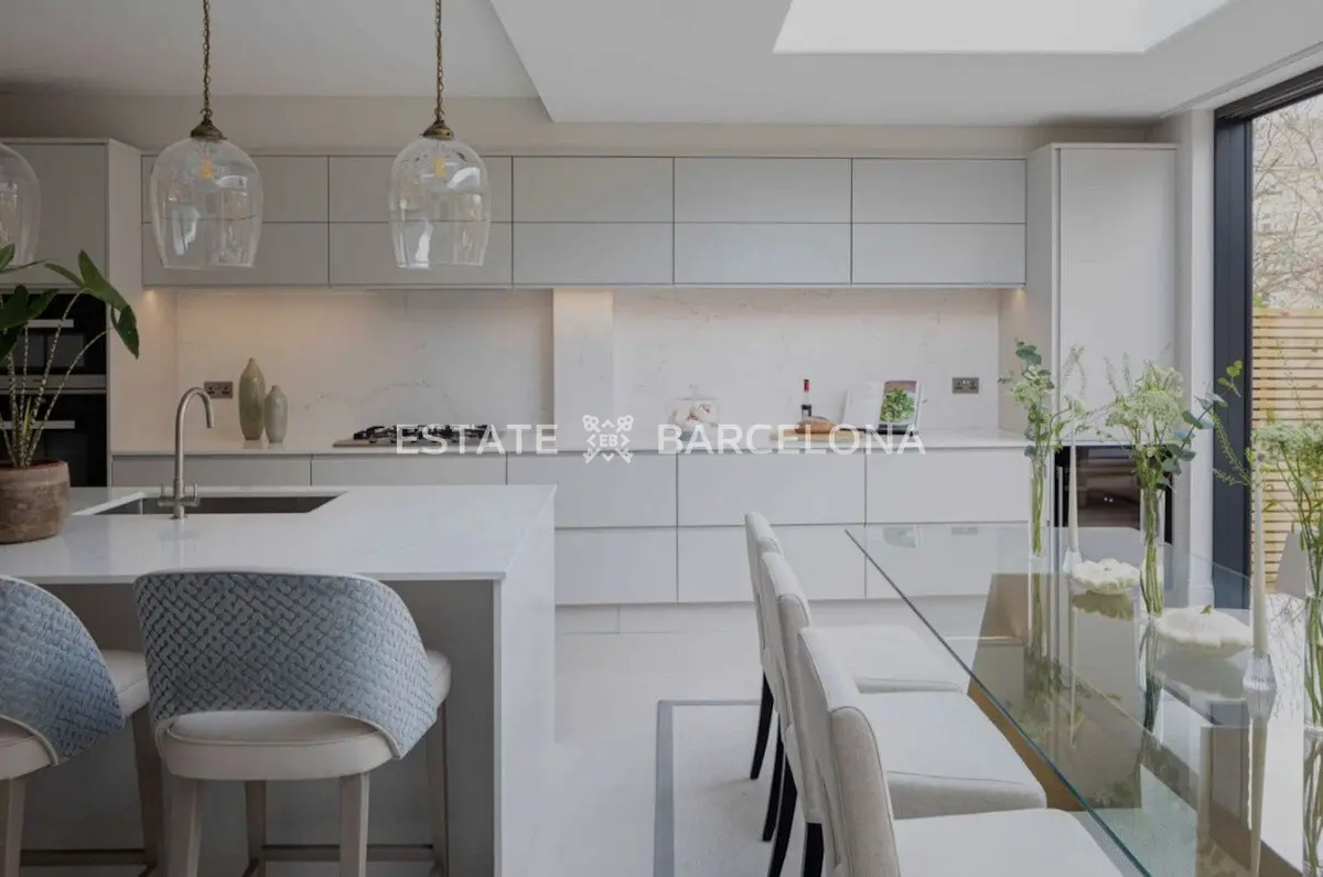 Villa in Malaga, Spanien, 275 m² - Foto 6