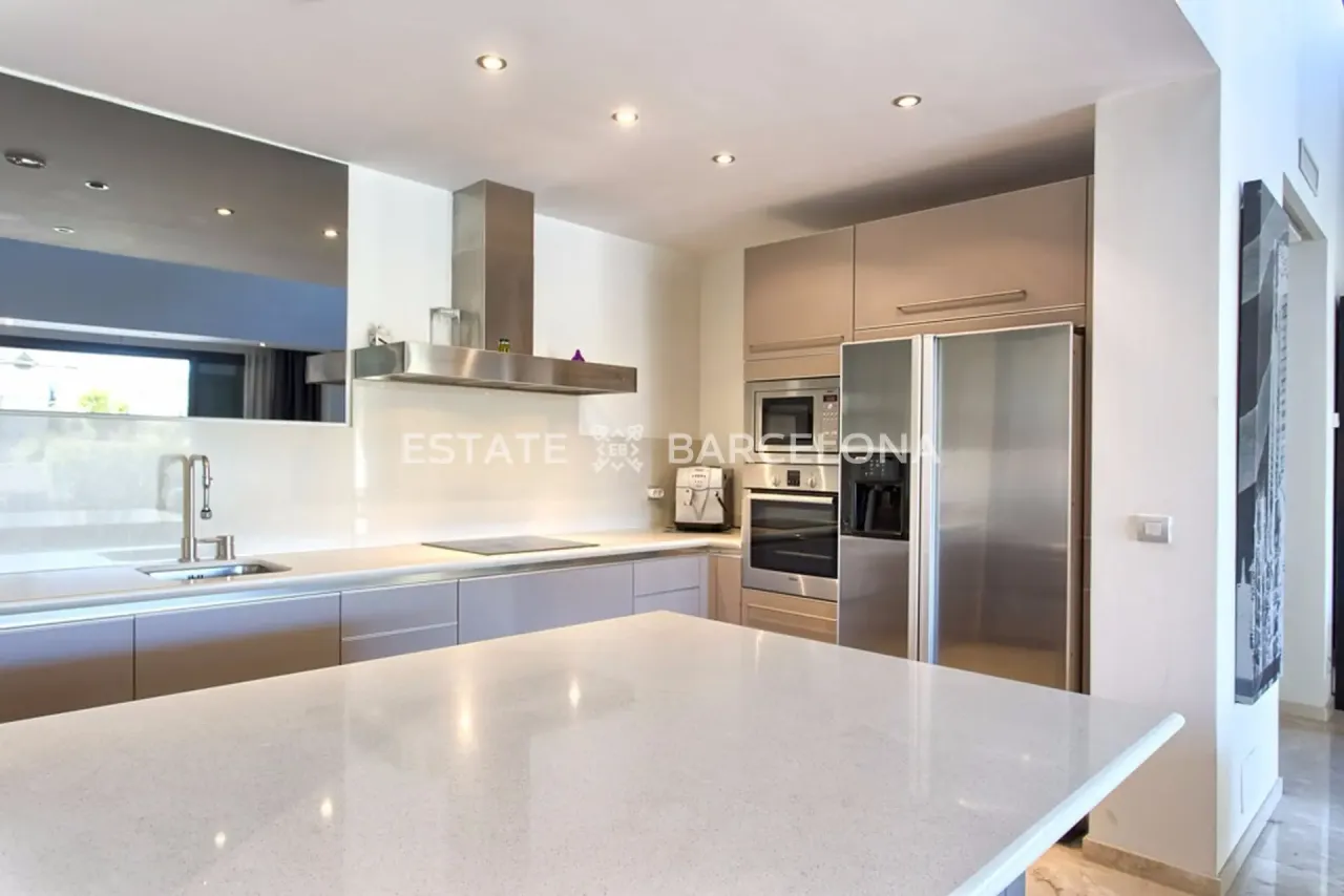 Piso en Marbella, España, 200 m² - imagen 10