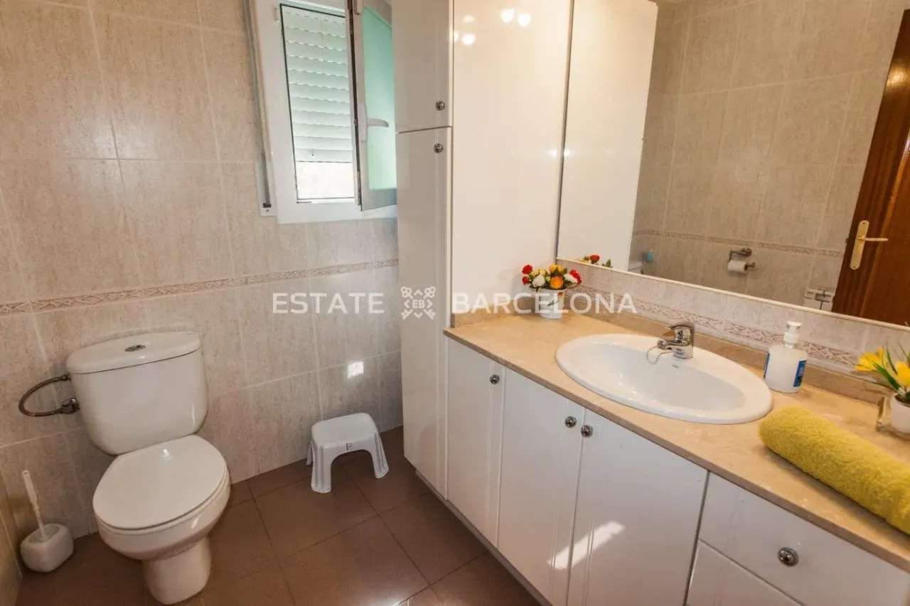 Villa à Calafell, Espagne, 430 m² - image 8