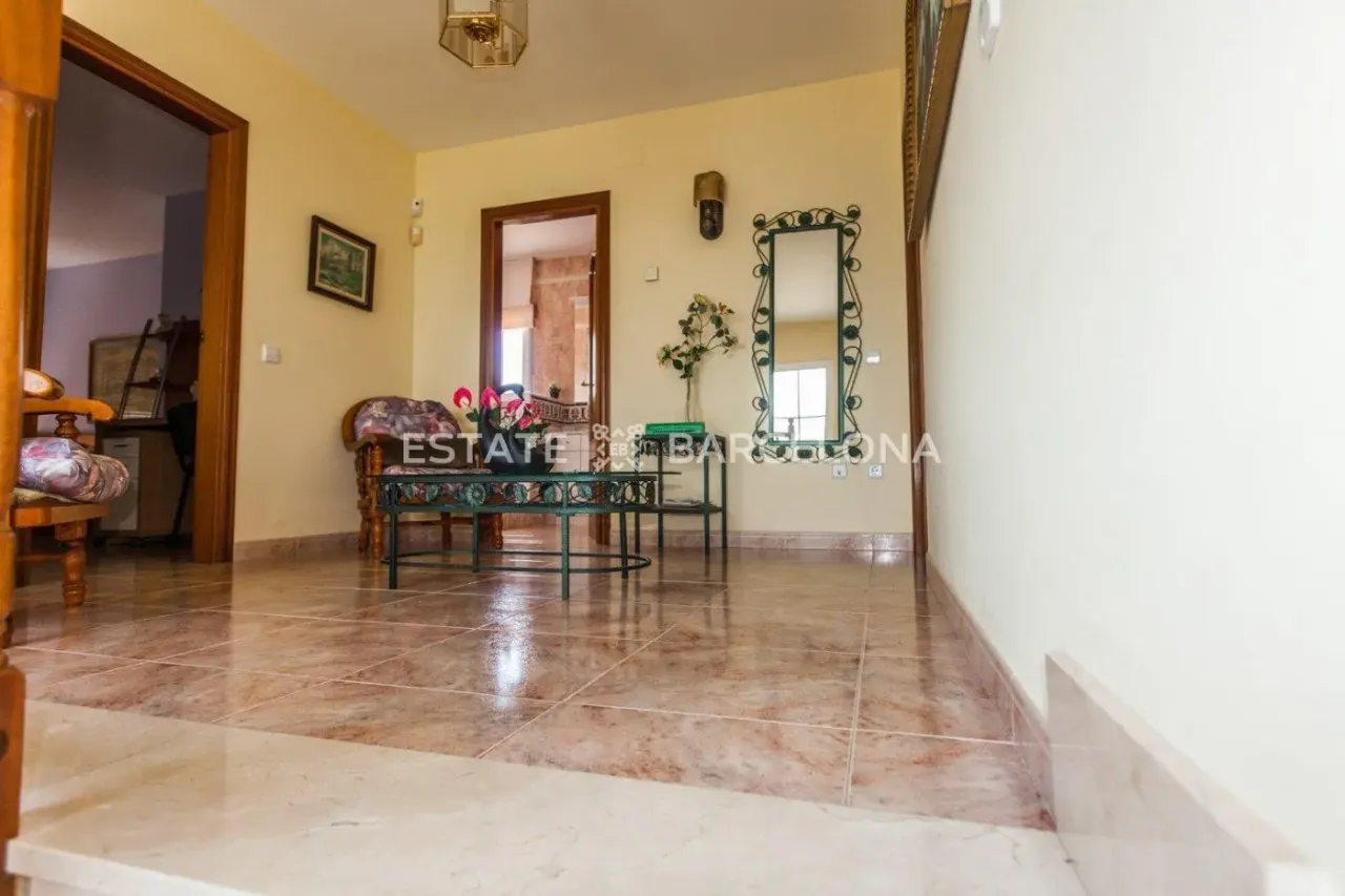 Villa à Calafell, Espagne, 430 m² - image 7