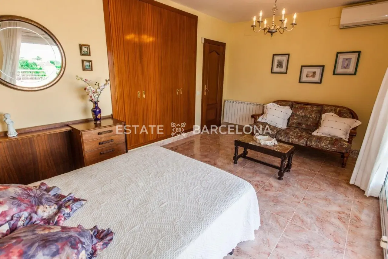 Villa à Calafell, Espagne, 430 m² - image 11