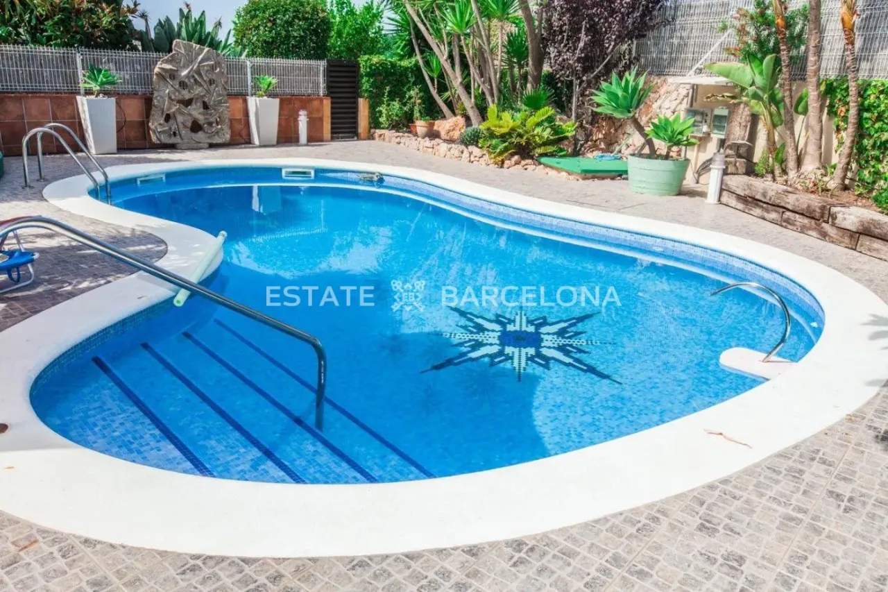 Villa à Calafell, Espagne, 430 m² - image 15