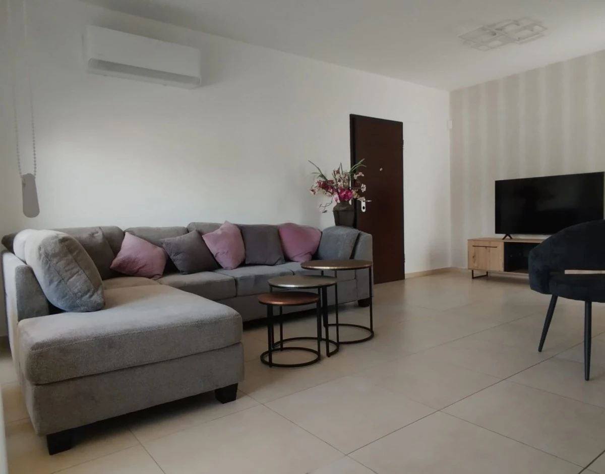 Maison à Mesa Geitonia, Chypre, 750 m² - image 3