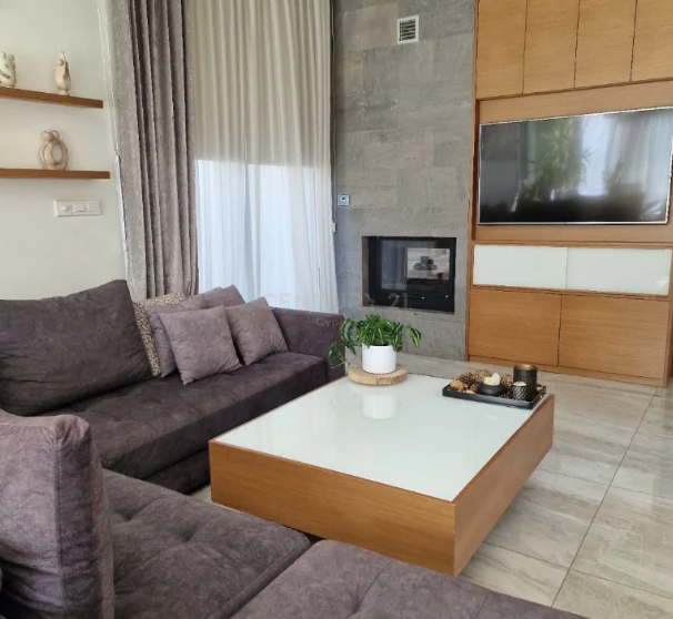 Casa a Agios Athanasios, Cipro, 253 m² - foto 12