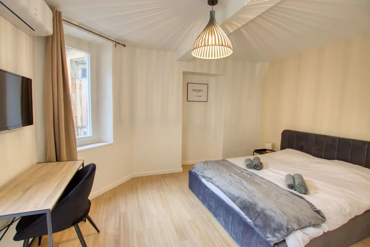Maison à Cannes, France, 90 m² - image 2
