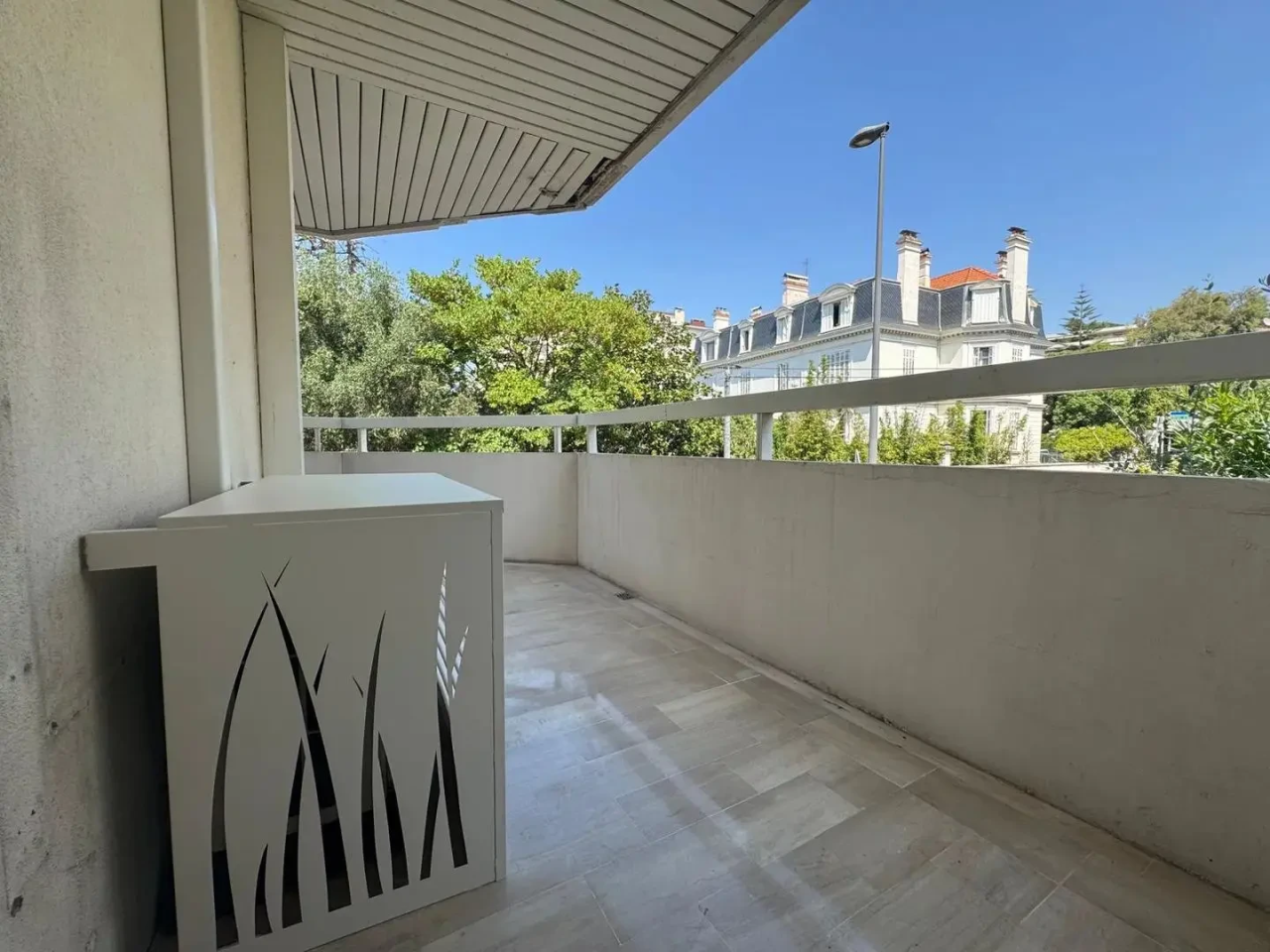 House in Cannes, France, 661 m² - picture 8