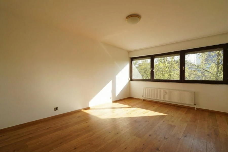 Flat in Luxembourg, Luxembourg, 118 m² - picture 5