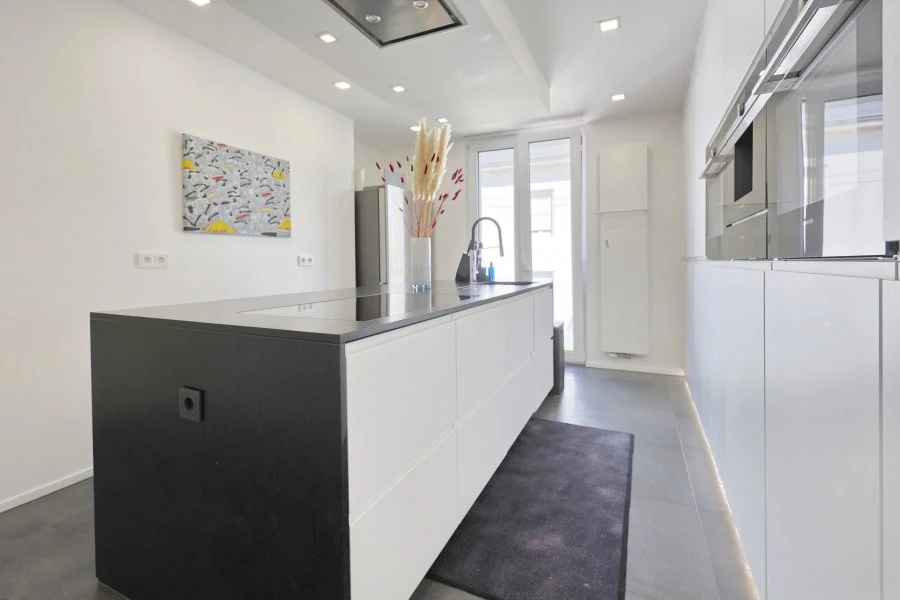 House in Luxembourg, Luxembourg, 250 m² - picture 7