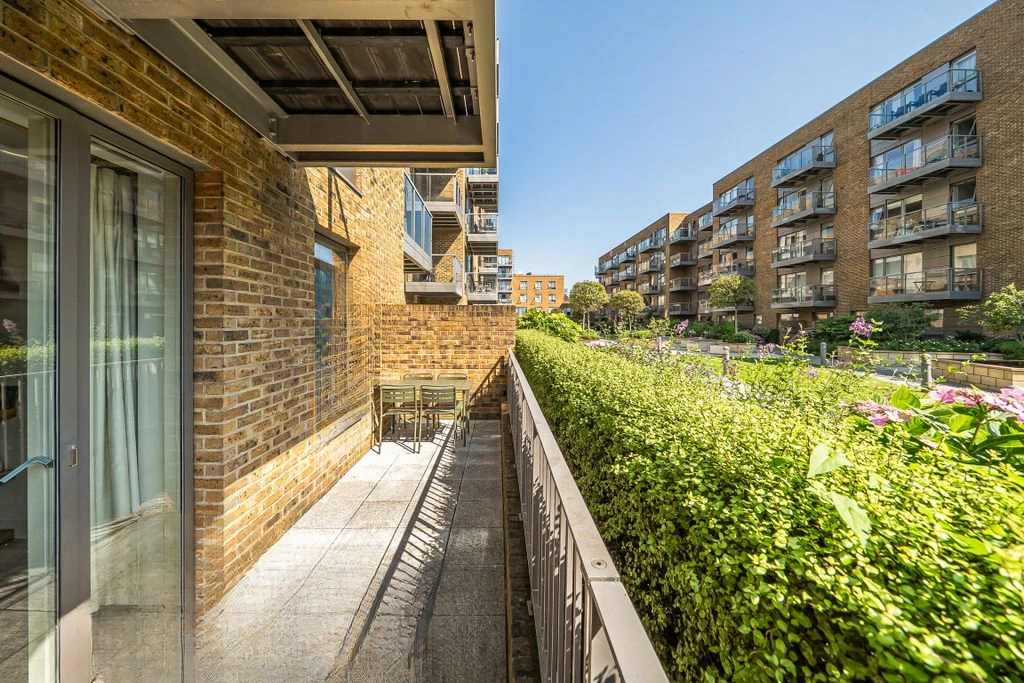 Flat in London, United Kingdom, 44 m² - picture 14